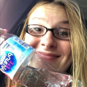 Meet your Posher, Andie